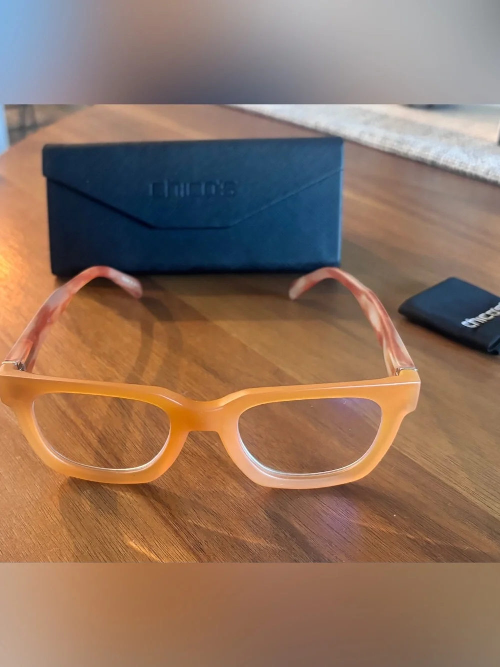NWT “Chico's” Neutral Matte Square Readers. Glasses with cloth and case. +2